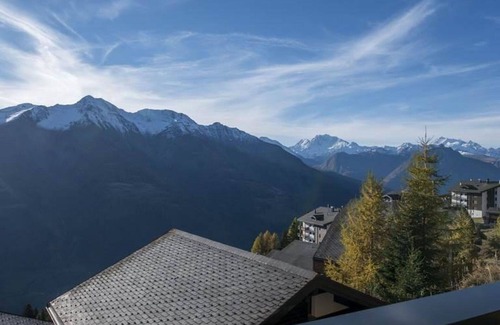 Bettmeralp Apartment | Cosy apartment for 6 people with WIFI, TV and balcony