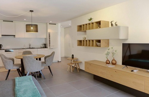 Blausee Apartment | Cosy apartment for 4 people with WIFI, TV, balcony, panoramic view and parking