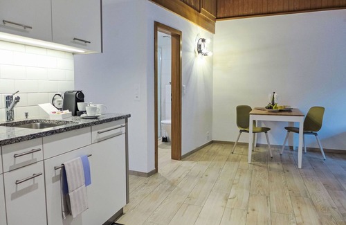 Grindelwald Apartment | Cosy apartment for 2 people with WIFI, TV and parking
