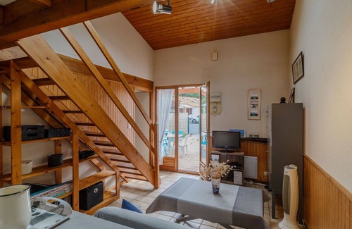 La Palmyre Apartment | Cosy apartment for 5 people with WIFI, TV and terrace