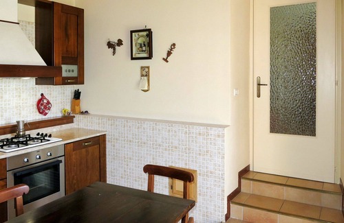 Cossombrato Apartment | Cosy apartment for 7 people with A/C, pool, WIFI, TV, patio, pets allowed and parking