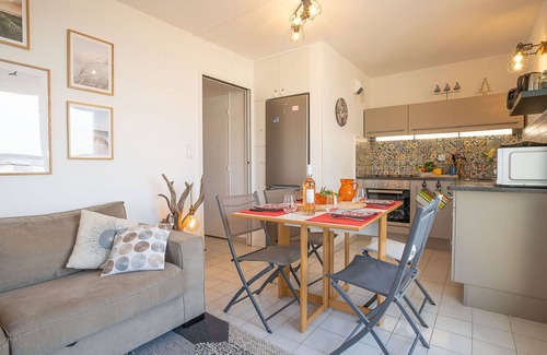 La Petite Motte Apartment | Cosy apartment for 4 guests with WIFI, TV and terrace