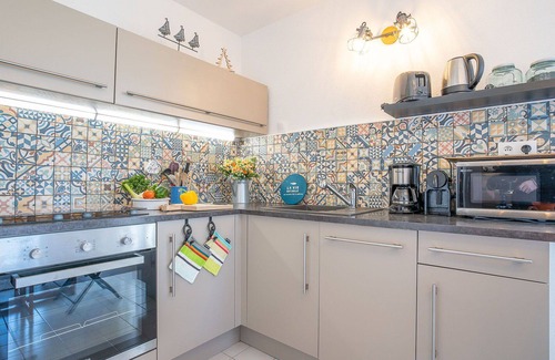 La Petite Motte Apartment | Cosy apartment for 4 guests with WIFI, TV and terrace