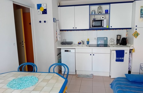 Villers-sur-Mer Apartment | Cosy apartment for 4 people - on foot 8 mns from the beach 5 mns from shops
