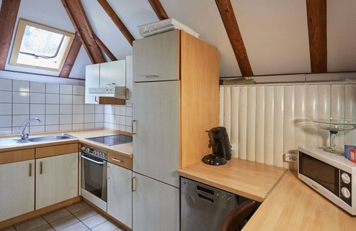 Frankenau House | Cosy apartment in villa for 6 guests with WIFI, TV, terrace and pets allowed
