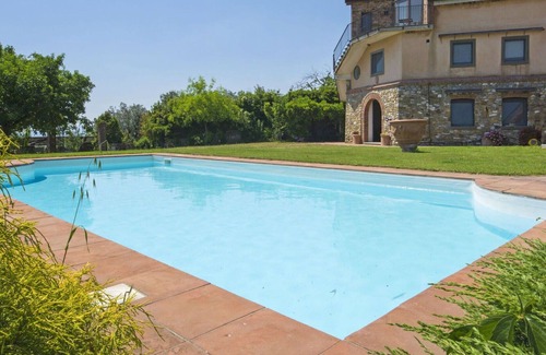 Giugnano Villa | Cosy apartment in villa for 4 guests with pool, A/C, WIFI, TV, terrace, panoramic view and parking