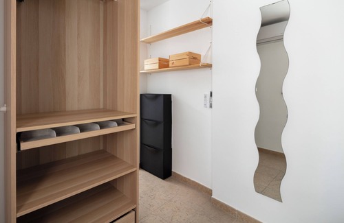 Las Lagunas Apartment | Cosy Apartment in Las Lagunas - Sleeps 5