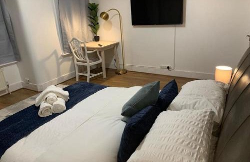 Crouch End Apartment | Cosy Apartment in London