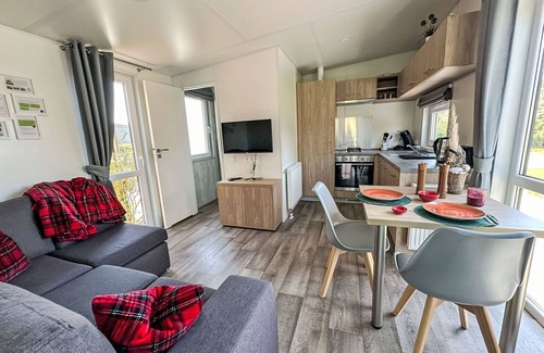 Beilngries House | Cosy apartment in villa for 4 guests with WIFI, TV, terrace, pets allowed and parking