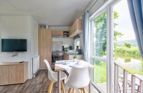 Beilngries House | Cosy apartment in villa for 4 people with WIFI, TV and parking