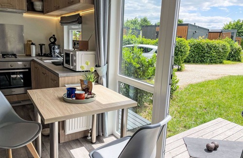 Beilngries House | Cosy apartment in villa for 4 people with WIFI, TV, pets allowed and parking