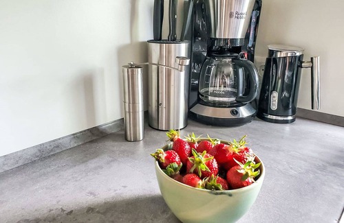 Wemding House | Cosy apartment in villa for 4 people with WIFI, A/C, TV, terrace and parking