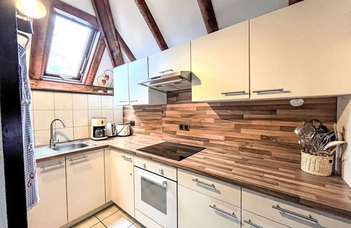 Frielendorf House | Cosy apartment in villa for 6 people with WIFI, TV, terrace and pets allowed