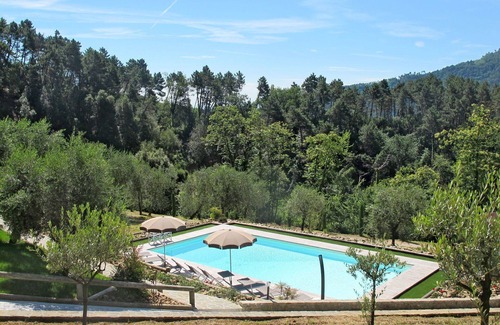 San Martino in Freddana Villa | Cosy apartment in villa with private pool, A/C, WIFI, TV, terrace, pets allowed and parking
