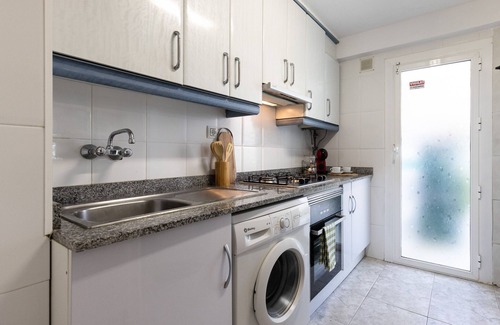 Salou City Centre Apartment | Cosy Apartment near Beach · AirCon · UHC LA CUMBRE 055