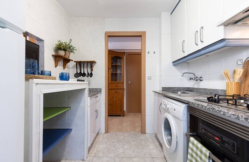 Salou City Centre Apartment | Cosy Apartment near Beach · AirCon · UHC LA CUMBRE 055
