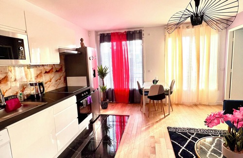 Quartier de Becon Apartment | Cosy apartment near Paris