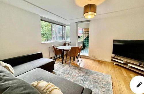 Westbourne Apartment | Cosy Apartment Westbourne Park