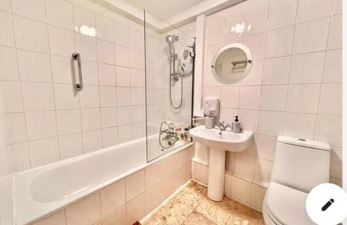 Westbourne Apartment | Cosy Apartment Westbourne Park