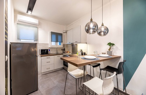 Piraeus Apartment | Cosy apt near Piraeus central port, Mikrolimano port & Pasalimani port (Ports Cr