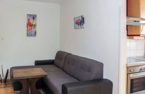 Klopein Apartment | Cosy apartment for 6 guests with WIFI, TV, terrace and pets allowed