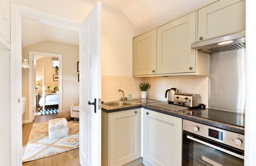 Hurdlow Cottage | Cosy barn conversion, surrounded by amazing countryside views, perfect for couples.