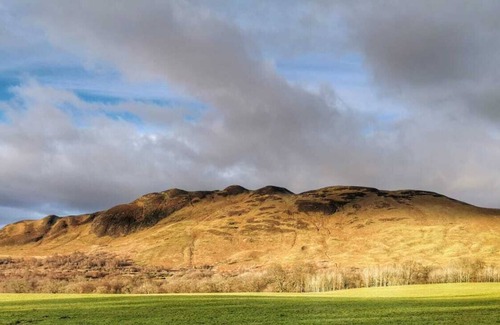 Milton Of Buchanan Cabin | Cosy cabin with log burner in the heart of beautiful Loch Lomon