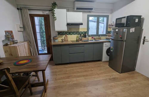 Salon-de-Provence House | Cosy, Calme, Très Ensoleillé, à 2 pas du Centre Ville, Pour 2 ou 4 Personnes