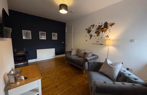 Heaton Apartment | Cosy Central Retreat