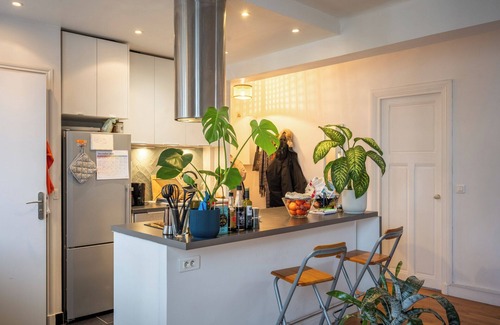 Combat Apartment | Cosy & Charming 1BD for 4 - Les Buttes Chaumont