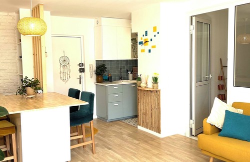 Bordeaux City Centre Apartment | Cosy cocoon in bordeaux's hypercentre