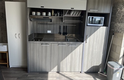 Taradale Apartment | Cosy comfortable unit with city views