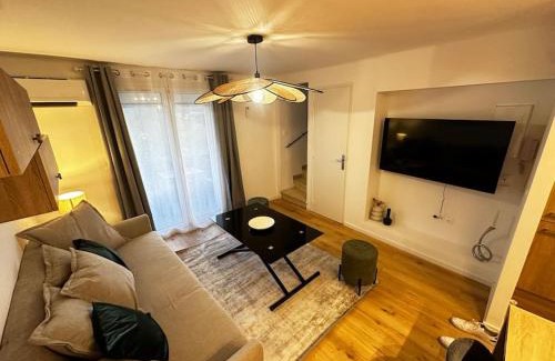 Fuveau Apartment | Cosy Cottage by Alice Village Provençal Sunshine