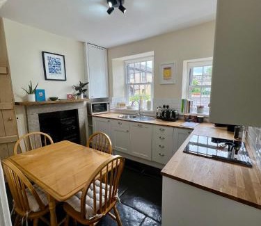 Kendal House | Cosy cottage in Kendal