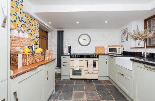 Saltford House | Cosy cottage on outskirts of Bath