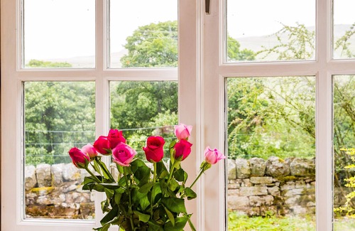 Fremington Cottage | Cosy Cottage with stunning views