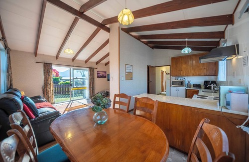 Te Anau House | Cosy Crib - Te Anau Holiday Home