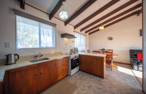 Te Anau House | Cosy Crib - Te Anau Holiday Home