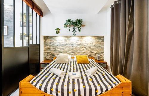 La Castellane Apartment | Cosy et spacieux T2 en ville - paradis centre-ville