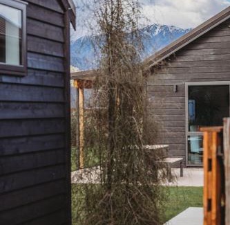 Lake Hawea House | Cosy family home in Lake Hawea
