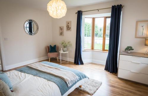 Carrowbunnaun Villa | Cosy family home in Strandhill