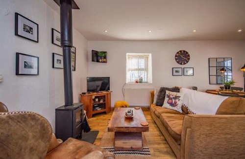 New Moat House | Cosy Farm Conversion In The Heart Of Pembrokeshire
