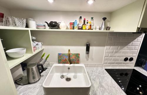 Arsenal Apartment | Cosy Flat In Marais