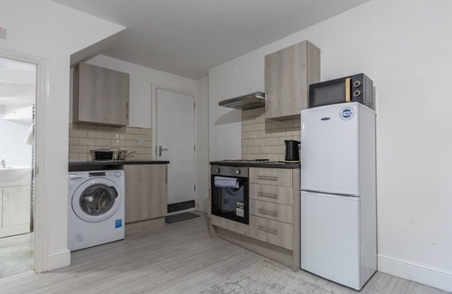 Southend-on-Sea Apartment | Cosy flat in the heart of Southend | Pass The Keys
