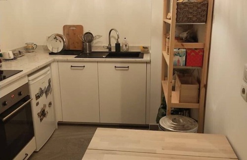 Bobigny Apartment | Cosy flat with garden near Paris