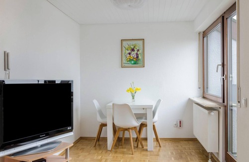Ueberlingen Apartment | Cosy holiday apartment "Maria Feucht" near Lake Constance with lake view