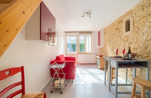 Bergerac Apartment | Cosy holiday home in Bergerac with terrace