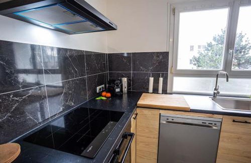 Les Hautes Noues Apartment | *Cosy Home 20' Paris 25' Disney - Free WIFI*