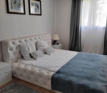 Fay-les-Nemours Apartment | Cosy Home