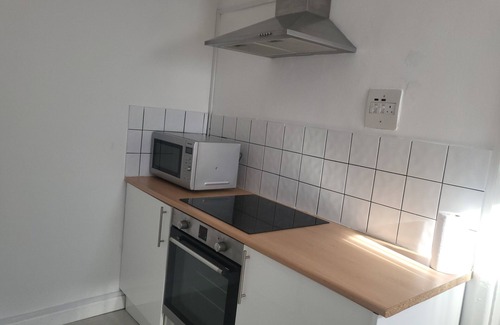 Luton House | Cosy Home in Luton City Centre